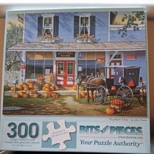 Bits and Pieces Jigsaw 300 XL. Complete lovely  Condition.   market day. 