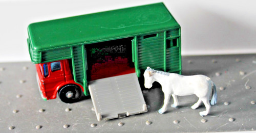 Matchbox horse box 1969 - box,