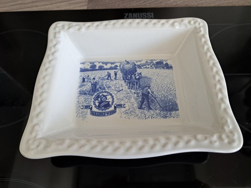 Shredded wheat commemorative - wheat,