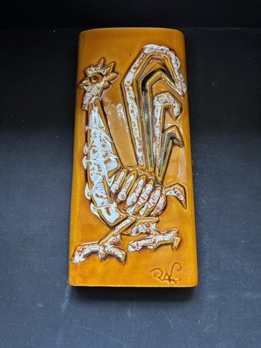 Glazed ceramic wall pocket - glazed,