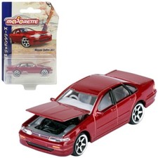 Majorette 1/64  Nissan Cefiro