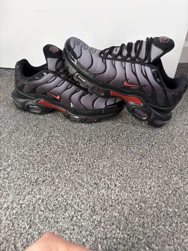 Nike air max plus tuned - 7.5,