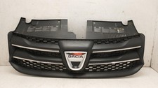 GRILLE DACIA SANDERO STEPWAY 5 Door Hatchback  13-21