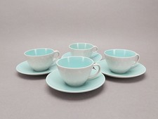Set Of 4 Poole Pottery Twintone Cups & Saucers In C57 Ice Green & Seagull.