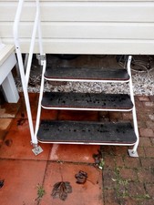 Static caravan steps