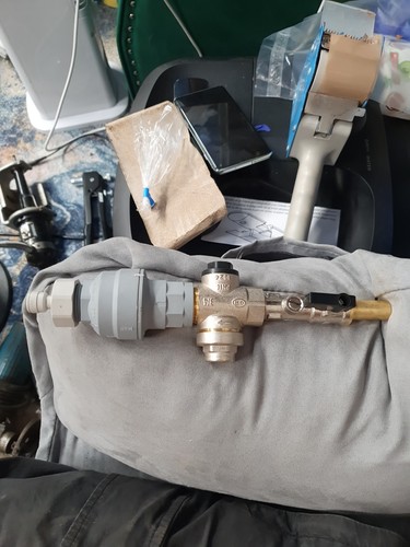 Aqua cure mains water