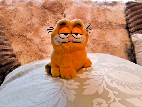Vintage garfield soft toy - garfield,