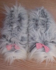 Ladies very fluffy Shih Tzu