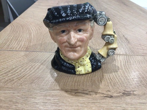 Royal doulton pearly king - royal,