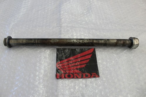 Axle thru wheel - axle,