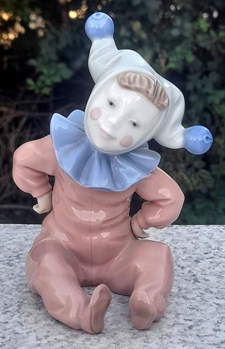 Nao lladro figure - figure, jester
