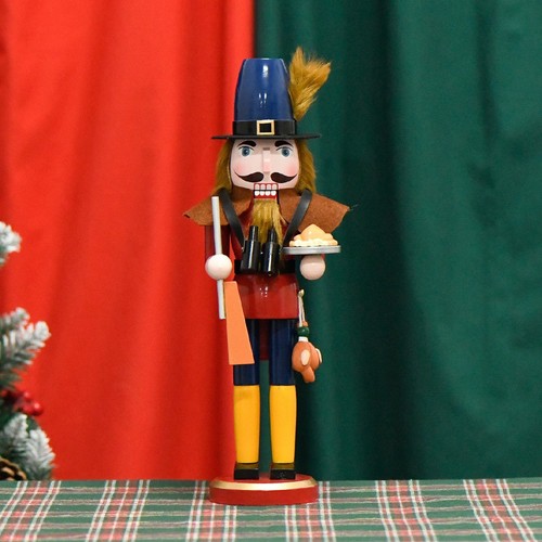 Large hunter nutcracker - large,