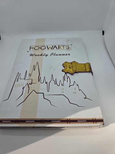 Harry potter hogwarts weekly - harry,