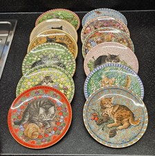 Full Set Of Plates"Meet My Kittens" collector's  by artist Lesley Anne Ivory.