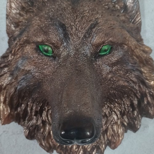 Wolf mask wall hanger