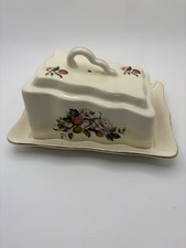 Vintage ceramic floral/ Cherry