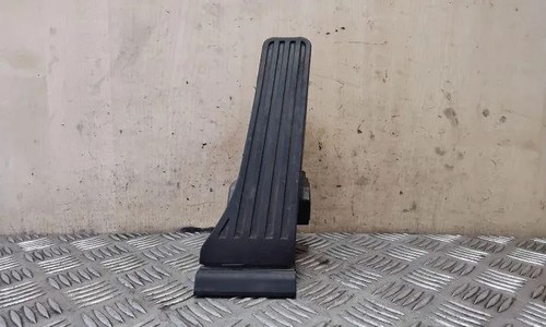 Mercedes benz w212 throttle - mercedes-benz, e