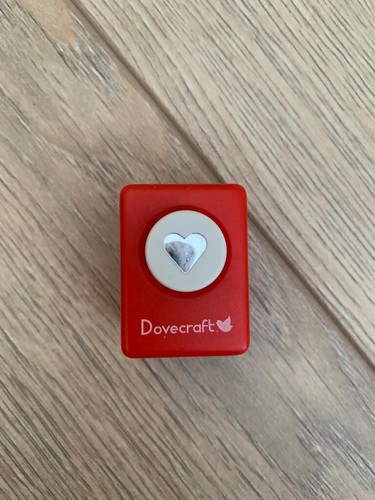 Dovecraft heart paper punch - dovecraft,