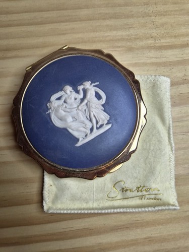 Vintage stratton and wedgwood - stratton,
