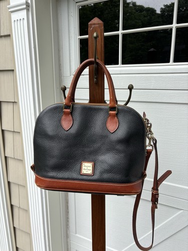 Dooney bourke black pebbled - &,