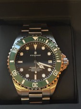 Steinhart Ocean 39mm green Ceramic Dial with Stainless Steel Srap Men's...