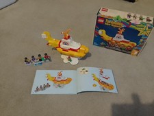LEGO Ideas 21306 the Beatles Yellow Submarine. Complete with minifigure Beatles