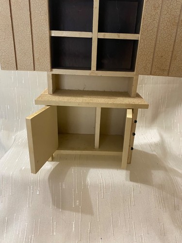 1995 vyg wooden kitchen hutch - 1995,