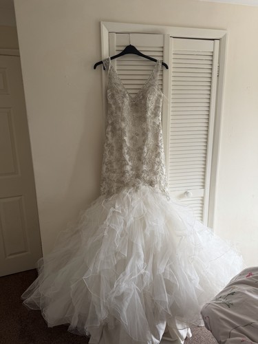 Wedding dress size ivory - size,