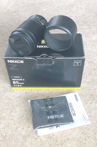 Nikon 85mm lens - nikon,