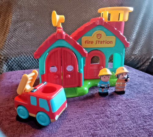 Elc happyland fire - happyland,