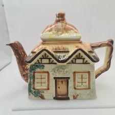 Vintage Cottage Wear Thatched Cottage Teapot Keele Street Pottery Staffordshire