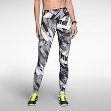 EUC Nike Women's Legendary