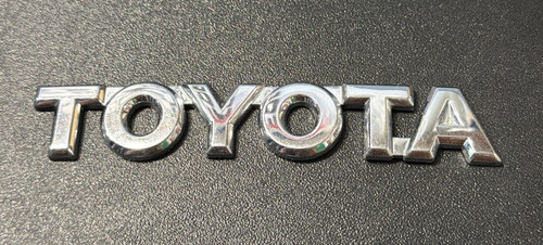 Toyota car badge - badge, 94