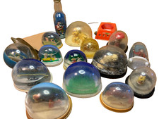 snow globe vintage bundle hong