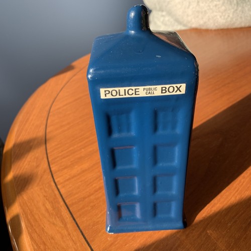 Vintage doctor who tardis - vintage,