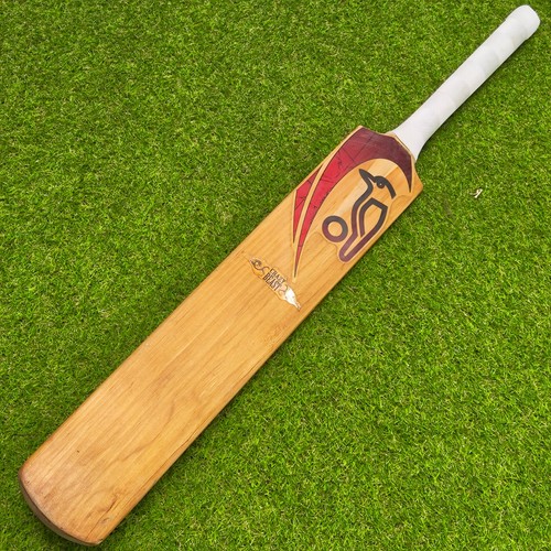 Vintage kookaburra crazy - kookaburra, beast