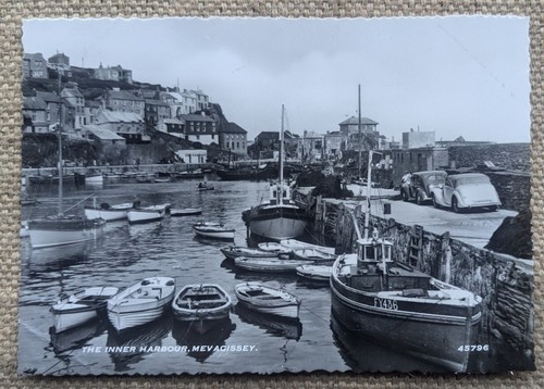 Mevagissey inner harbour - mevagissey,