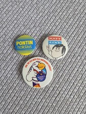 Vintage Pin Badges - P&O, Pontin Holidays and Wavy Line
