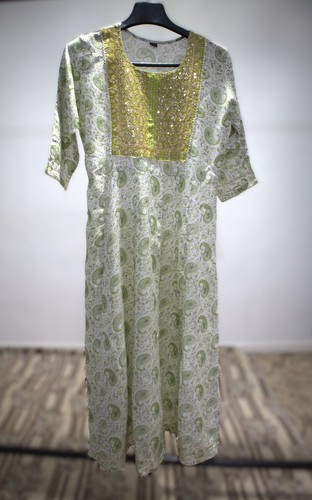 Women green white paisley - white,