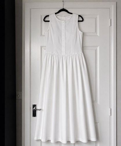 Prettylittlething plus button - plus,