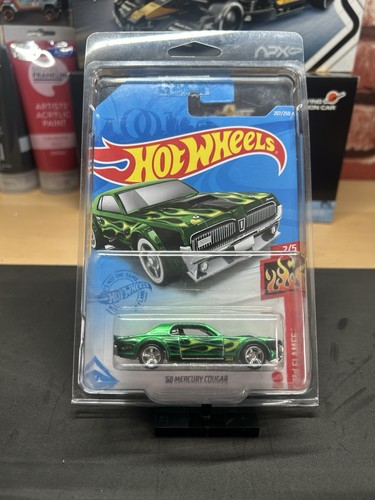 Hot wheels tall - hot,