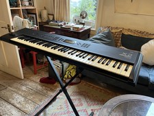 Korg X2 Music Workstation Keyboard Synthesizer. (Delivery possible)