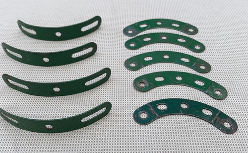 Meccano green curved parts - green,