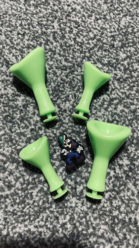 Shrek large and small - shrek, ears
