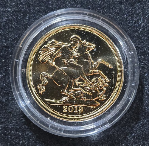 Sovereign elizabeth 5th - sovereign.,