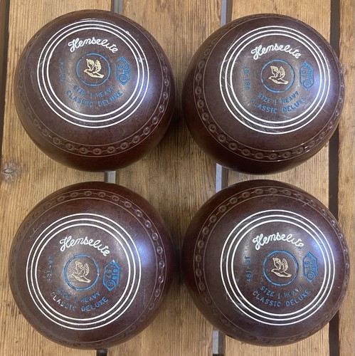 Henselite lawn bowls set - henselite, of