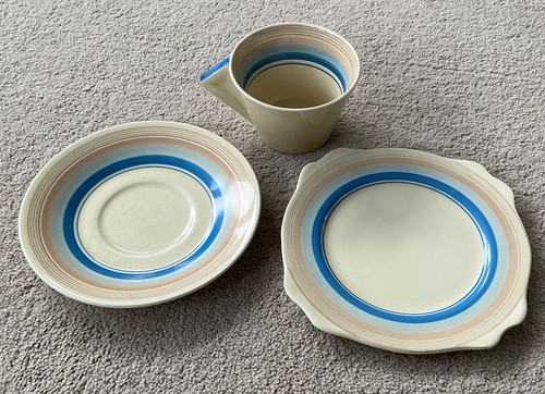 Original clarice cliff conical - clarice,