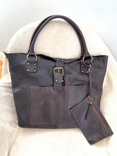 RUSSELL & BROMLEY Designer