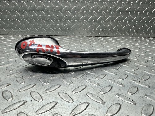 Front right outer door handle - front,