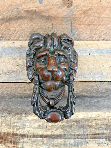 Quality antique lions - antique,